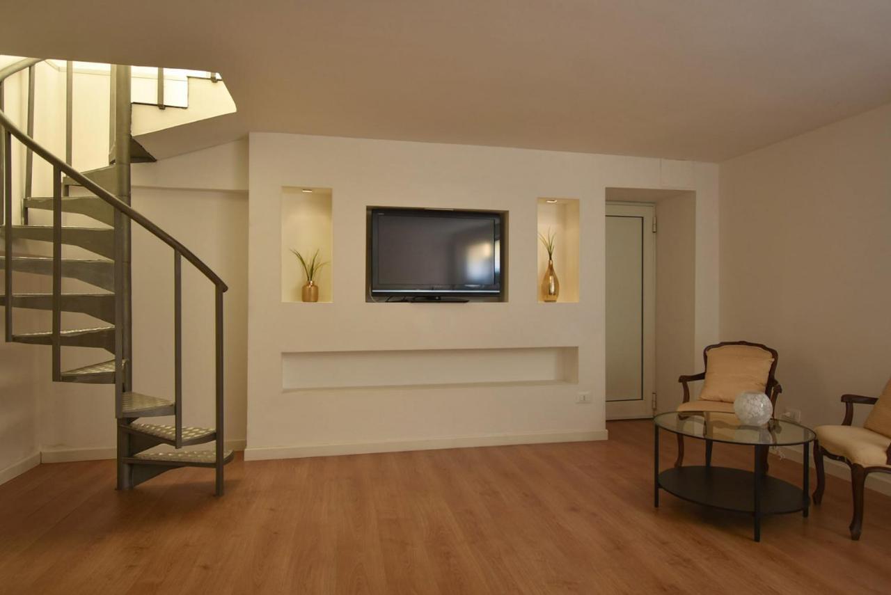 Luxury Battisti Apartment Padova Luaran gambar