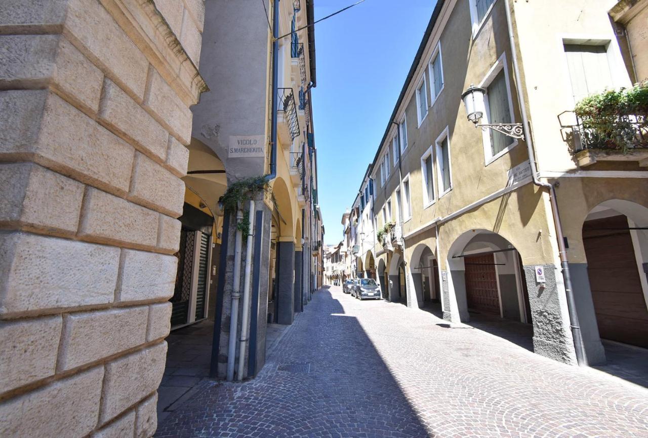 Luxury Battisti Apartment Padova Luaran gambar