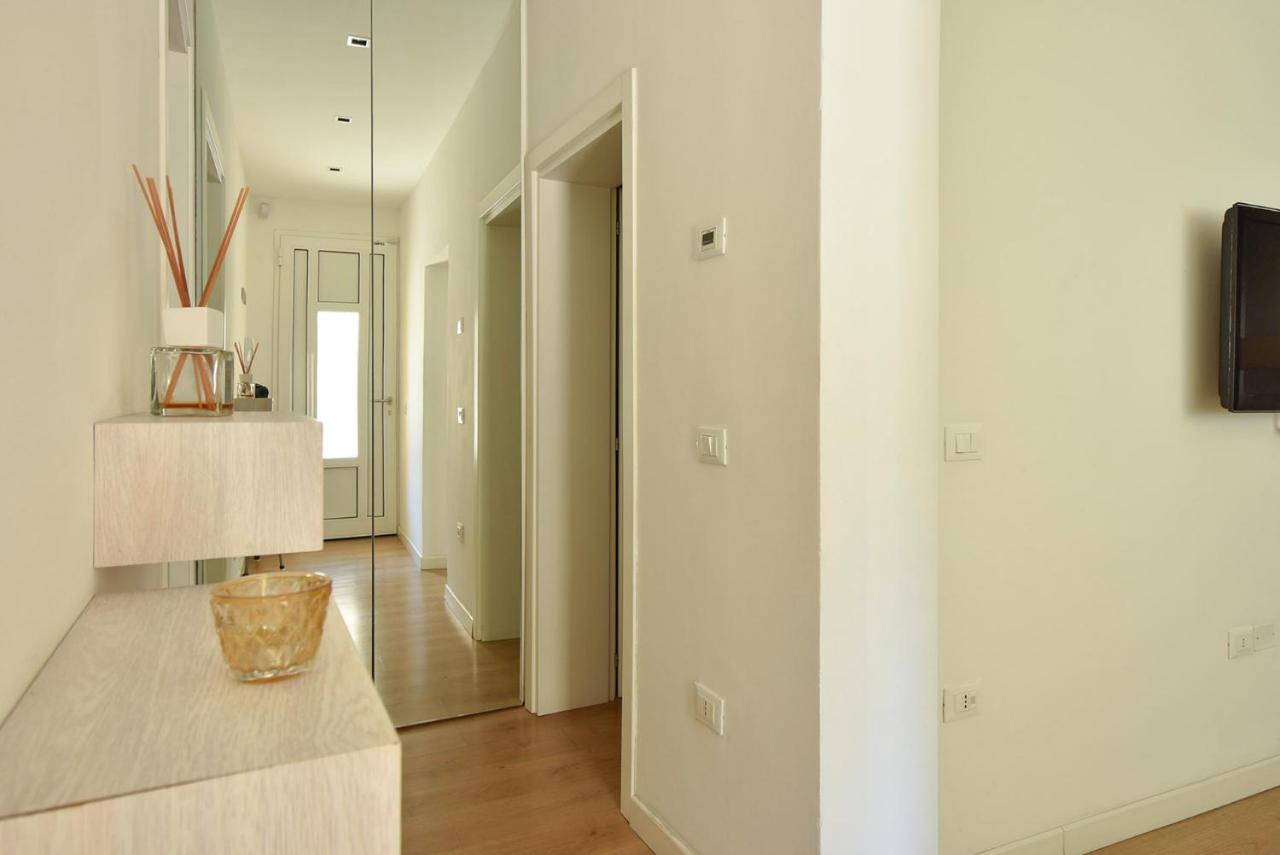 Luxury Battisti Apartment Padova Luaran gambar