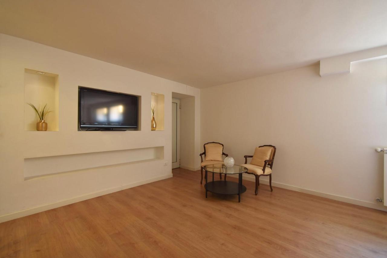 Luxury Battisti Apartment Padova Luaran gambar